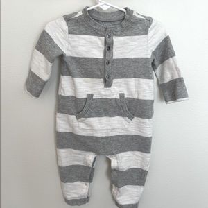 Baby Gap 6-12M one piece striped button up